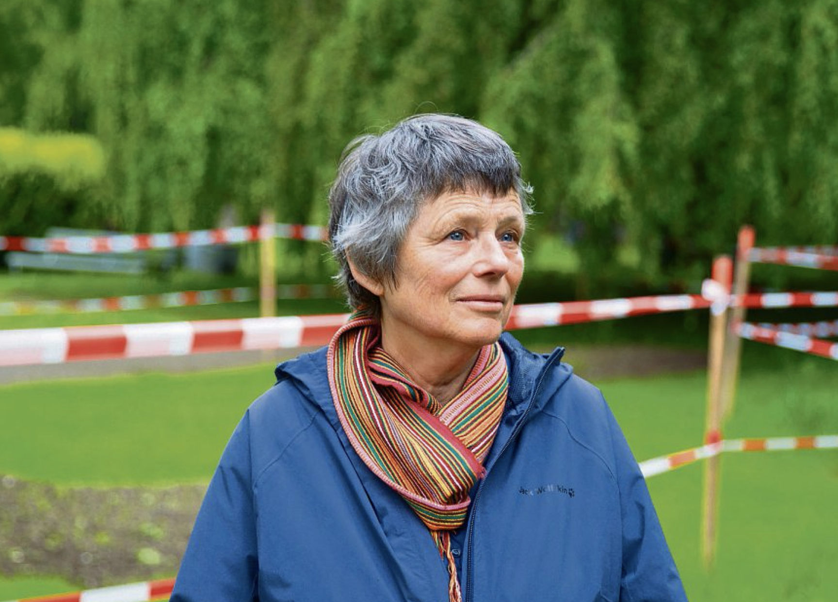 Barbara Bosshard über Regenbogen-Grabfeld in Zürich